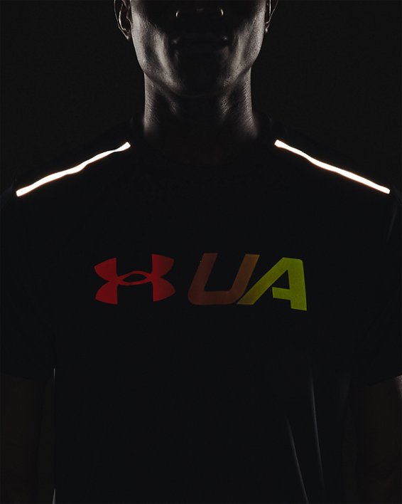 Haut à manches courtes et motifs imprimés UA Run pour homme, Black, pdpMainDesktop image number 4